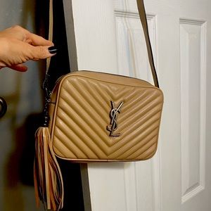 Beautiful purse -goes with everything